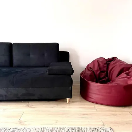 George Przy Stadionie Narodowym * Varşova